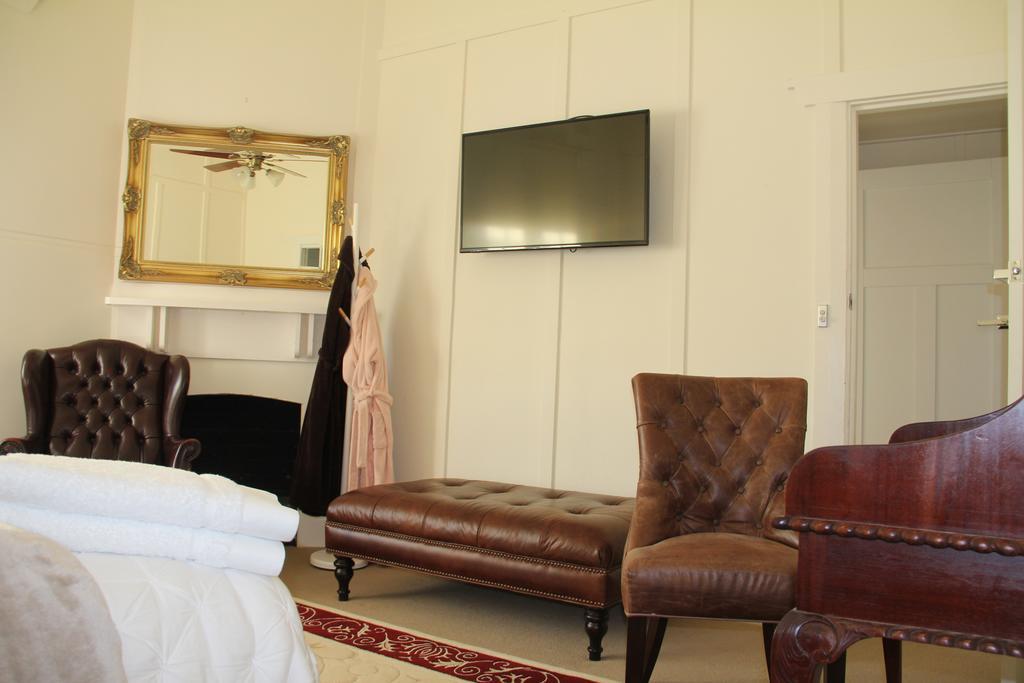 Mentor Chambers Apartment Bed & Breakfast West Wyalong Phòng bức ảnh